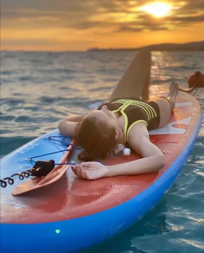 Сапсёрфинг Медуза на Революционной 30А  в  Геленджике