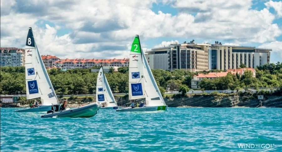 Яхт-клуб WIND TO GO! в Геленджике: Катеры, Лодки, Яхты, Экскурсии, Яхтинг,