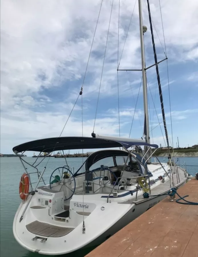 Victoria Yacht Club в Геленджике: Яхтинг, Лодки, Яхты, Катера, Ремонт Лодок,