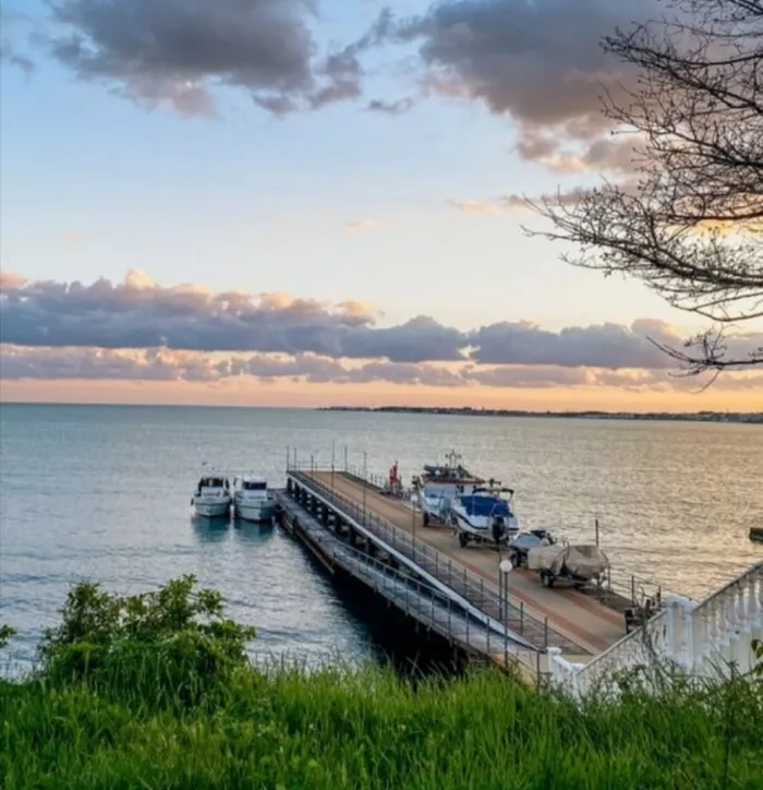 Яхт-клуб "Moristo Club"