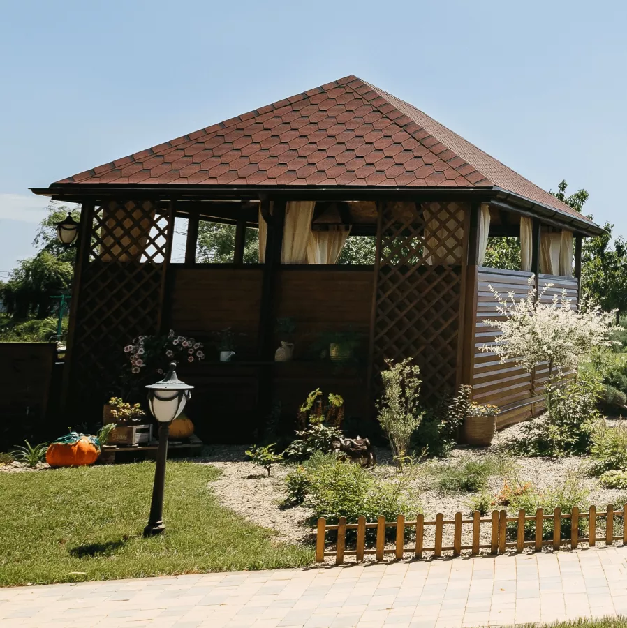 База отдыха Country House в Краснодаре: База отдыха, Беседка, Рыбалка,