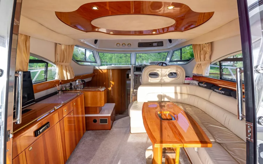 Аренда Яхт Boat Rent в Москве: Яхта, Дом на воде, Фотосессия,