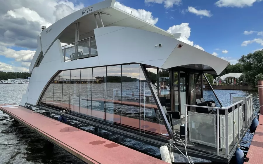 Аренда Яхт Boat Rent в Москве: Яхта, Дом на воде, Фотосессия,