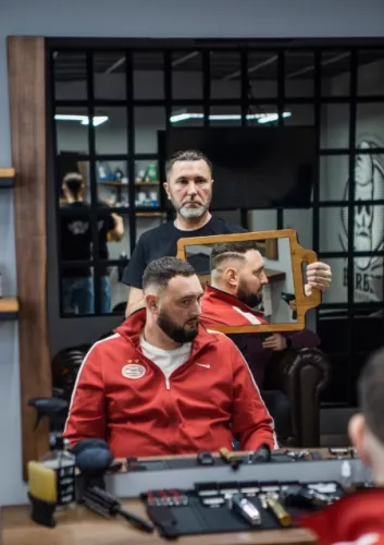 Барбершоп Barber Point на Гидростроителей  в  Краснодаре