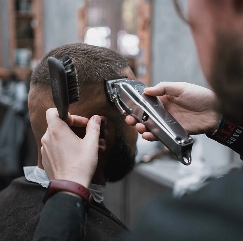 Барбершоп Barber Clan на Черкасской в Краснодаре: Барбершоп, Волосы, Стрижка, Брови, Окрашивание,