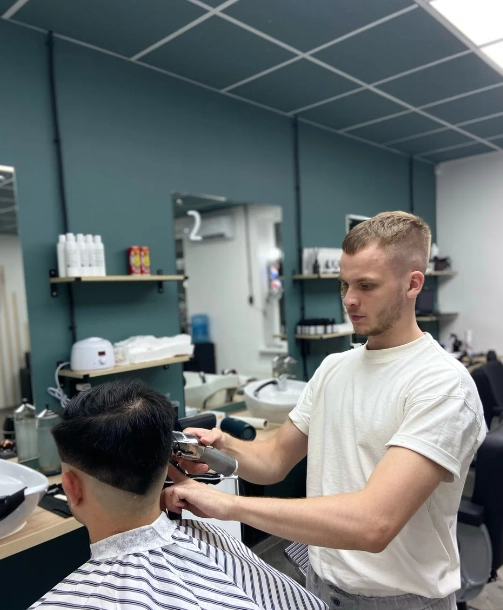 Барбершоп BarberCrew в Краснодаре: Барбершоп, Волосы, Стрижка,
