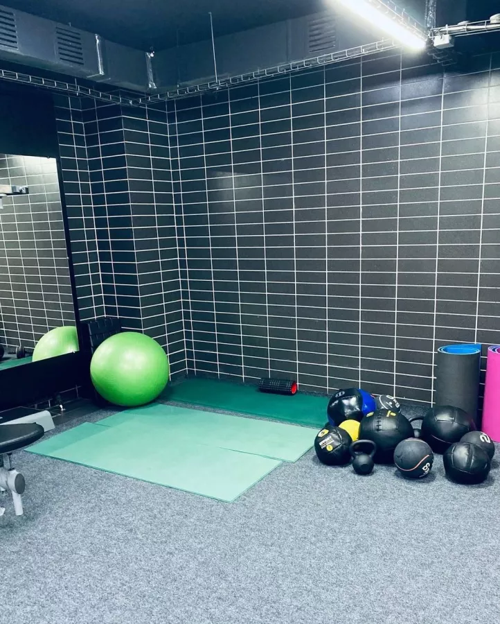 Фитнес-клуб Muscle Fit в Ростове-на-Дону: Тренажерный зал, Фитнес-клуб, Растяжка, Тренировка,