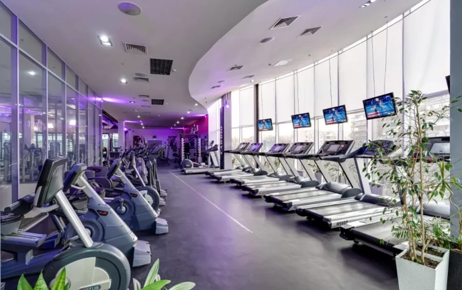 Фитнес-клуб West Gym в Ростове-на-Дону: Тренажерный зал, Фитнес-клуб, Развиваться, Тренировка, Фитнес-зал, Бокс, Растяжка, Йога,