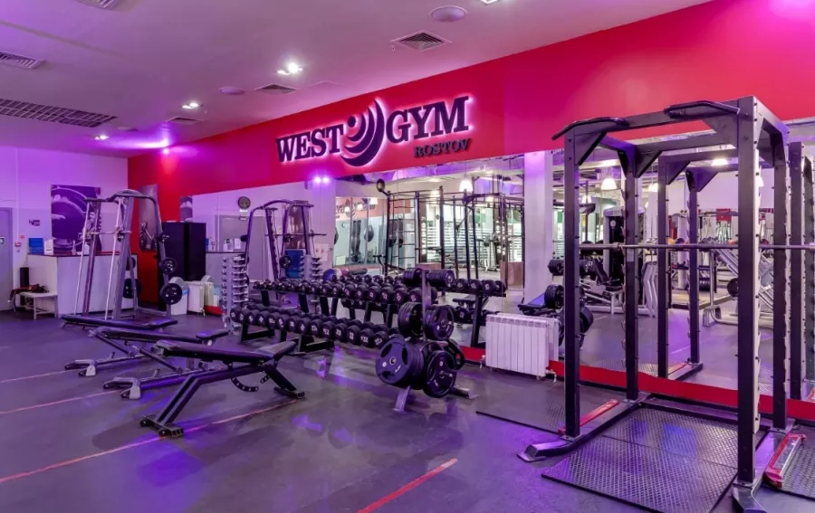 Фитнес-клуб West Gym в Ростове-на-Дону: Тренажерный зал, Фитнес-клуб, Развиваться, Тренировка, Фитнес-зал, Бокс, Растяжка, Йога,