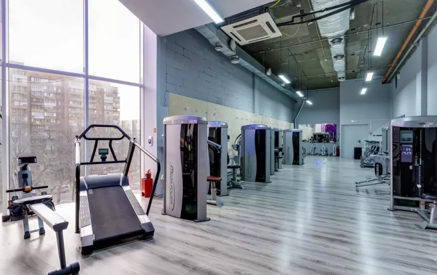 Фитнес-клуб West Gym в Ростове-на-Дону: Тренажерный зал, Фитнес-клуб, Развиваться, Тренировка, Фитнес-зал, Бокс, Растяжка, Йога,
