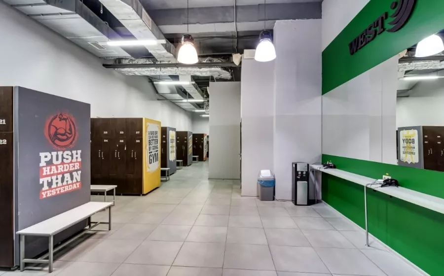 Фитнес-клуб West Gym в Ростове-на-Дону: Тренажерный зал, Фитнес-клуб, Развиваться, Тренировка, Фитнес-зал, Бокс, Растяжка, Йога,