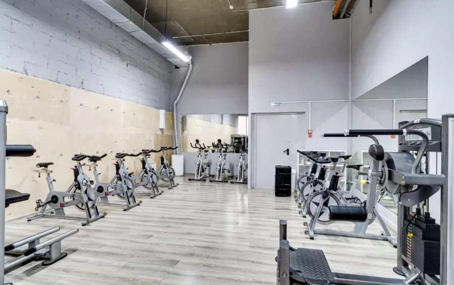 Фитнес-клуб West Gym в Ростове-на-Дону: Тренажерный зал, Фитнес-клуб, Развиваться, Тренировка, Фитнес-зал, Бокс, Растяжка, Йога,