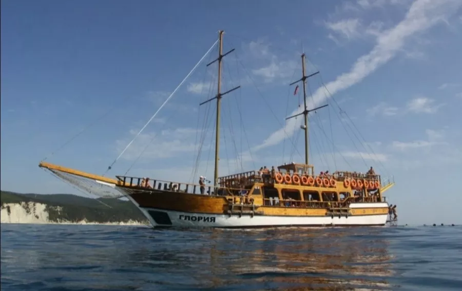 Морское агенство Командор в Геленджике: Экскурсии, Морское Агенство, Яхты, Катеры, Лодки,