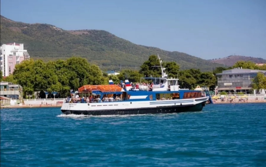 Морское агенство Командор в Геленджике: Экскурсии, Морское Агенство, Яхты, Катеры, Лодки,