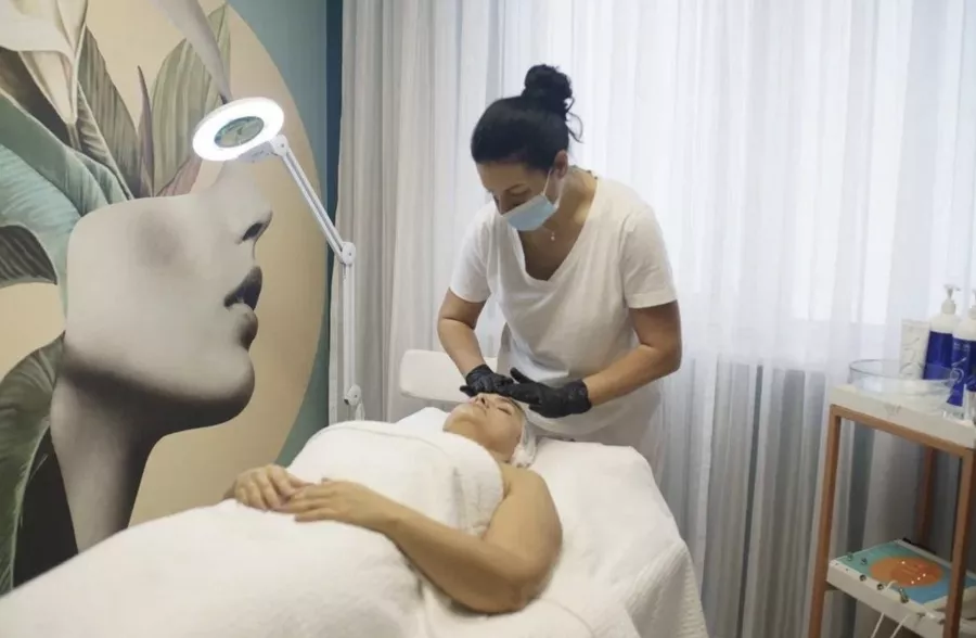 SPA-процедуры Студия красоты & Spa Sonata в Адлере: Массаж, Косметология, Педикюр, Маникюр, Сауна, Хамам, Стрижки,