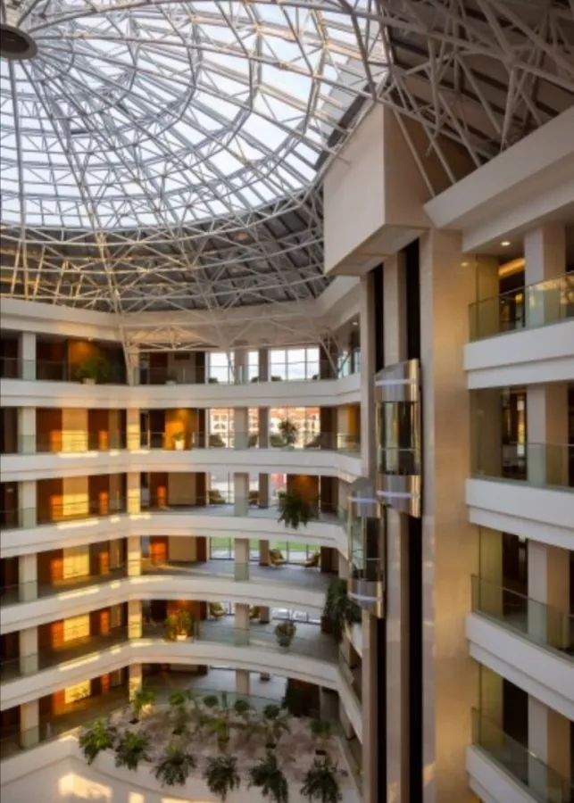 Отель METROPOL GRAND HOTEL в Геленджике: Отель, Чилим, Ресторан, Сауна, Джакузи, Бани,