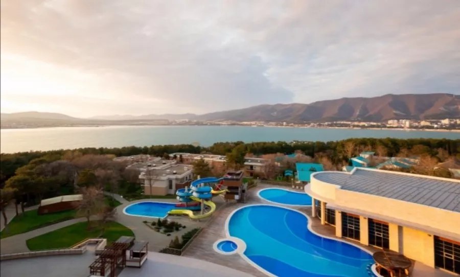 Отель METROPOL GRAND HOTEL в Геленджике: Отель, Чилим, Ресторан, Сауна, Джакузи, Бани,