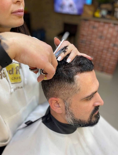 Барбершоп "Gentelemens barber shop"