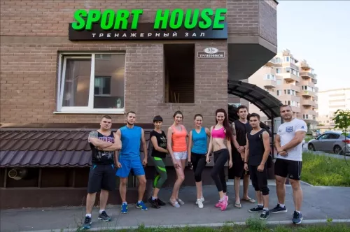 Тренажерный зал Спорт хаус  в  Ростове-на-Дону