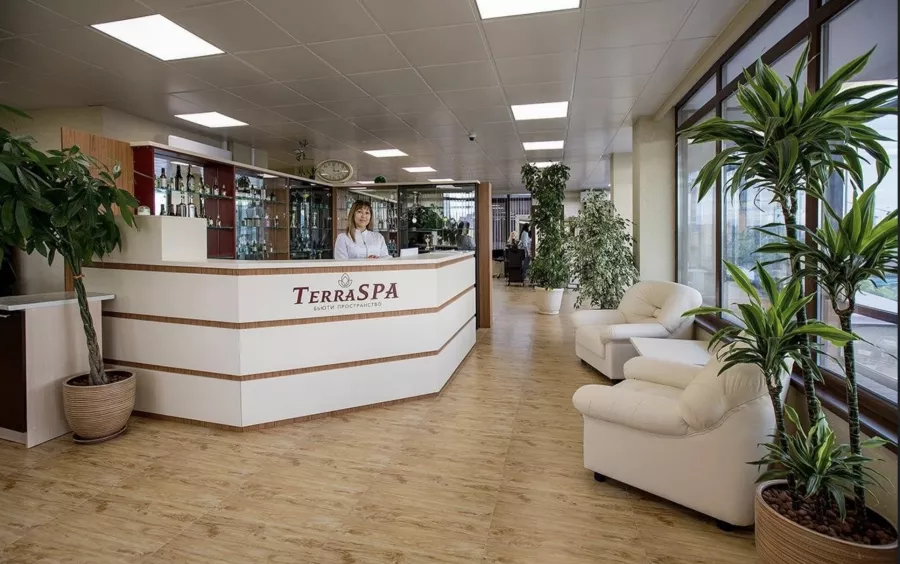 Салон красоты Beauty La Terrassa в Адлере: Массаж, Косметология, стрижки, Маникюр, Педикюр,