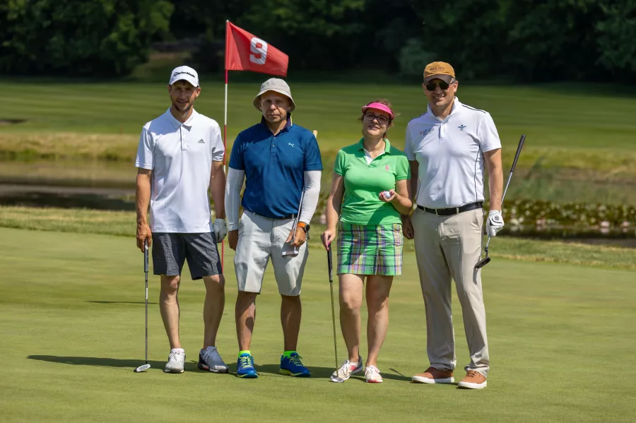 Moscow City Golf Club (MCGC) в Москве: Гольф, Гольф-Симулятор, Гольф Клуб,