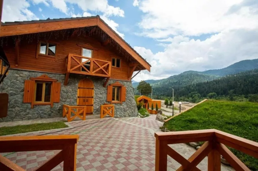 Отель Arkhyz Royal Resort & SPA в Архызе: Отель, Гостиница,