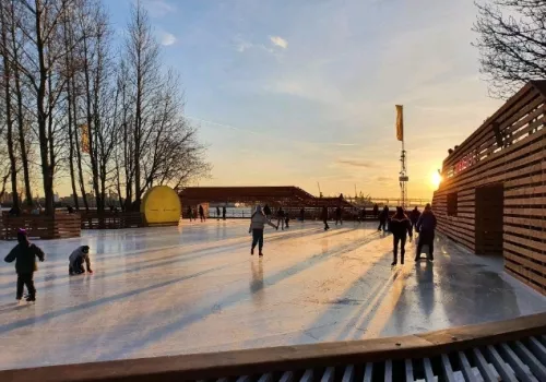 Каток У моря  в  Санкт-Петербурге