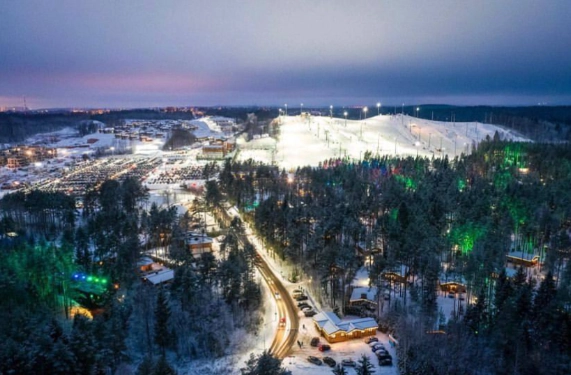 Горнолыжный Клуб Охта Парк в Санкт-Петербурге: Сноуборд, Отдых, Лыжи, Хобби,