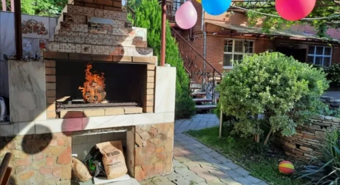 Гостиница "Лилия" на Совхозной
