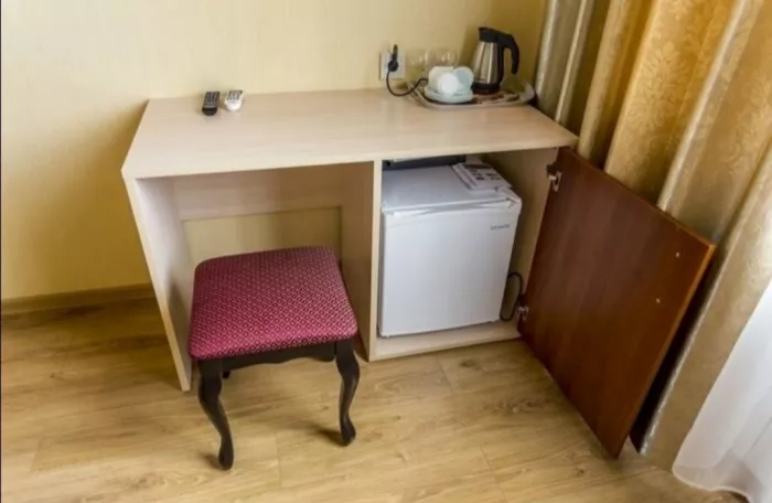 Отель "Юг" на Севастопольской