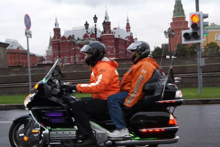 МотоТерапия в Москве: МотоТакси, МотоЭкскурсии, МотоТерапия, Корпоратив,