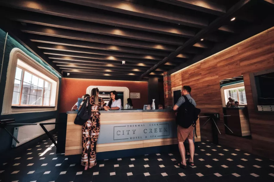 СПА-клуб City Creek в Ростове-на-Дону: Легкий пар, Сауна, Хамам, Бассейн, SPA,