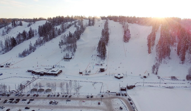 Горнолыжный комплекс Золотая долина в Санкт-Петербурге: Лыжи, Сноуборд, Отдых, Хобби,