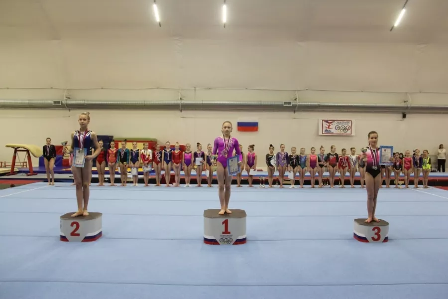 Многофункциональный Спортивный комплекс Высота в Санкт-Петербурге: Гимнастика, Теннис, Сквош, Футбол, Баскетбол,