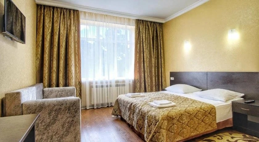 Отель Кавказ в Архызе: Отель, Гостиница,