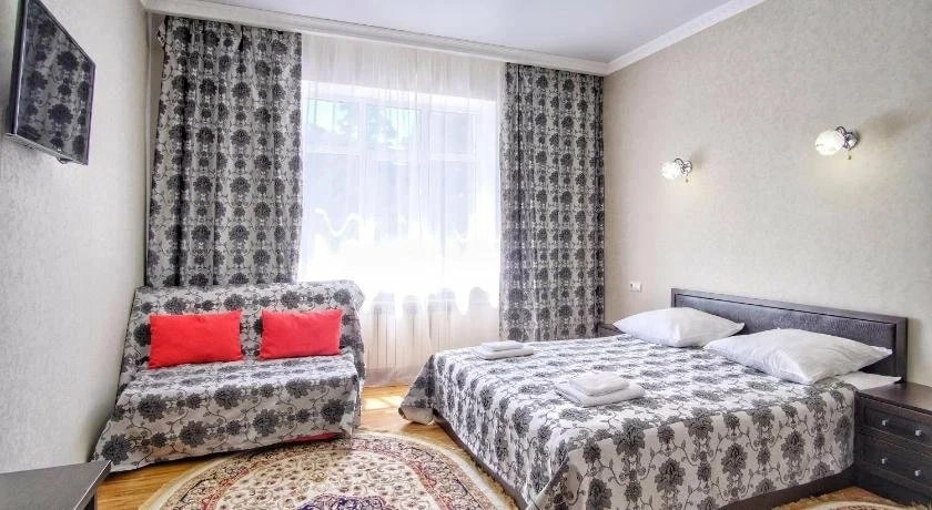 Отель Кавказ в Архызе: Отель, Гостиница,