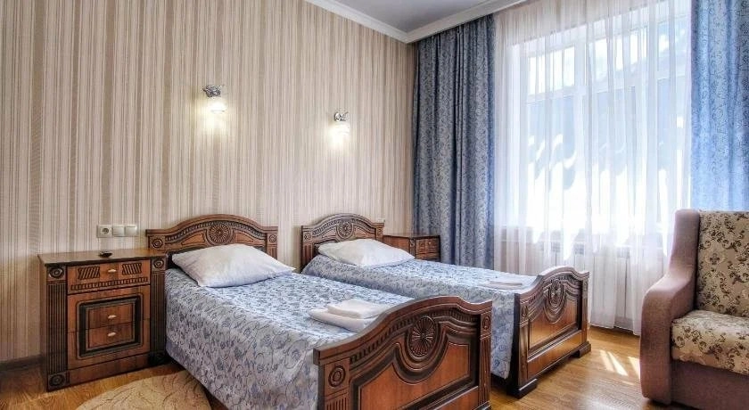 Отель Кавказ в Архызе: Отель, Гостиница,