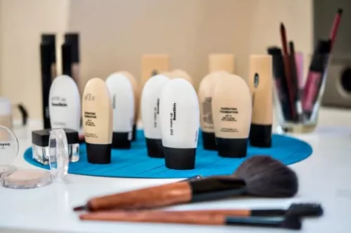 Академия красоты Эколь  в  Ростове-на-Дону