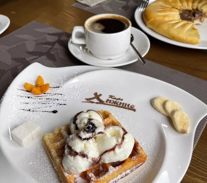 Кафе "Хижина"