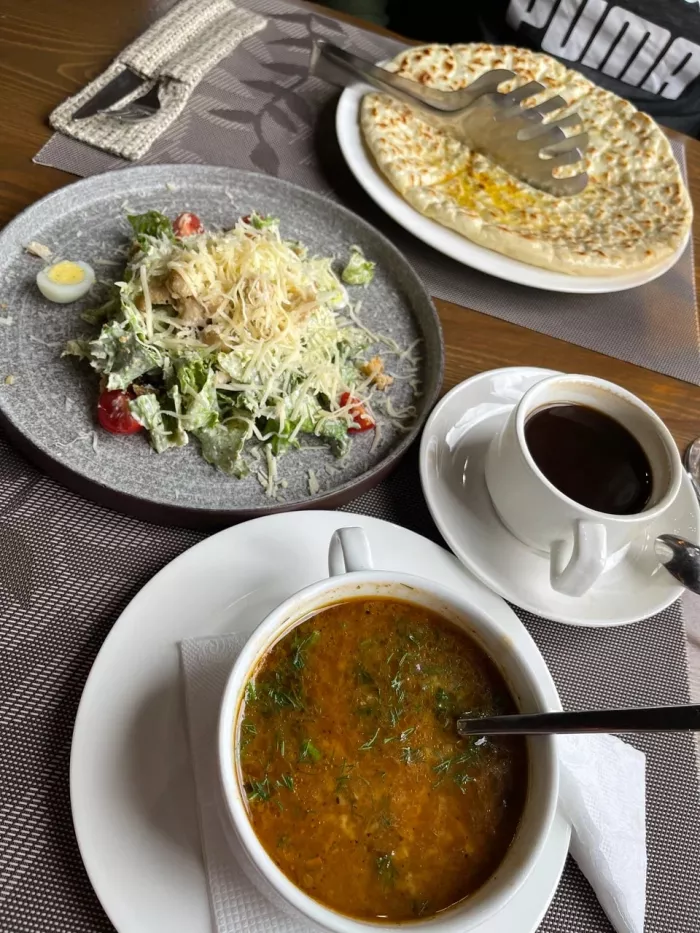 Кафе "Хижина"