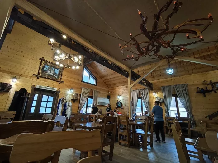 Кафе "Хижина"