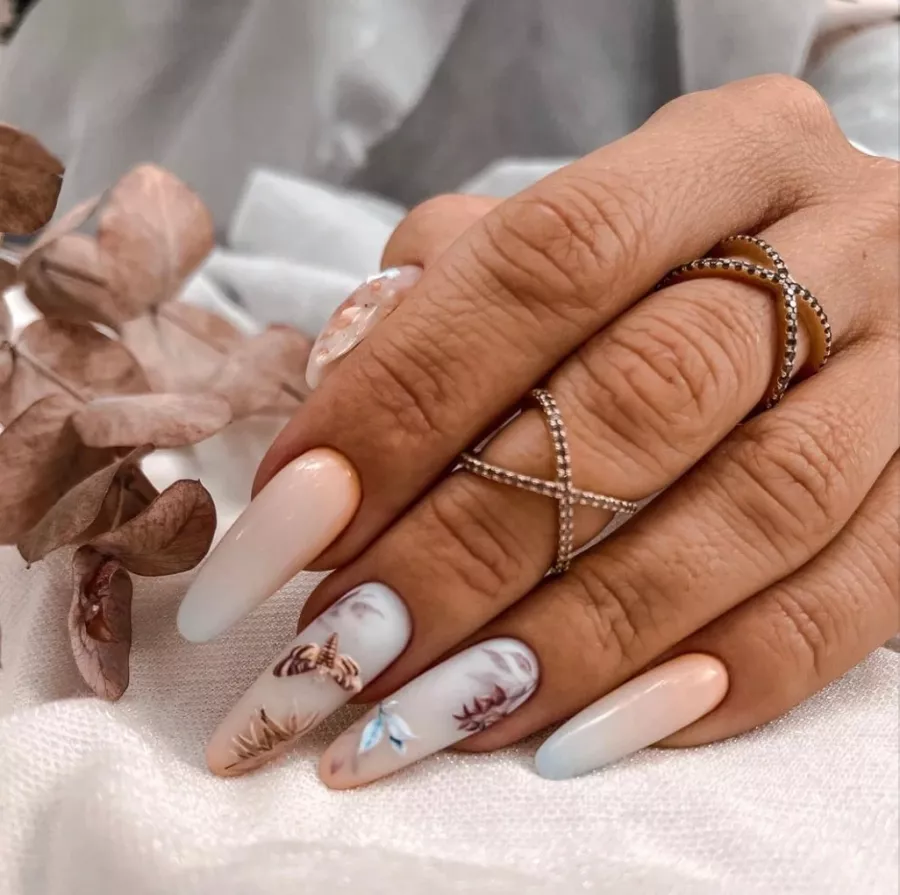 Салон красоты Eclipse nail lab в Ростове-на-Дону: Салон красоты, Макиаж, Маникюр, оформление бровей,