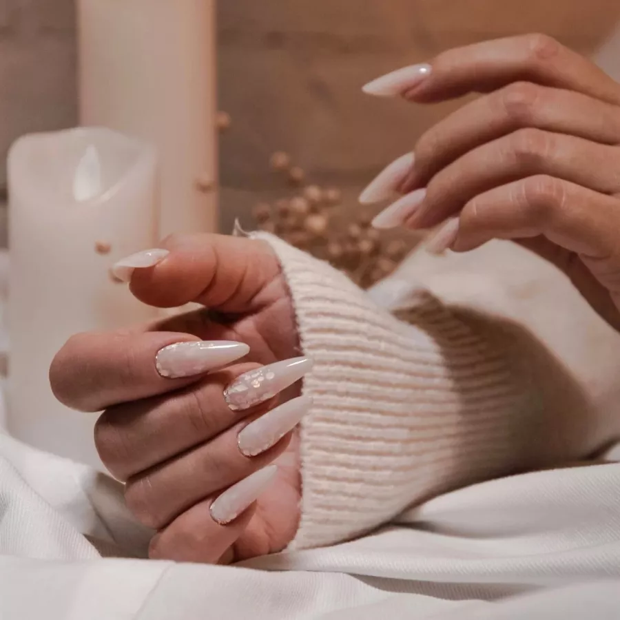 Салон красоты Eclipse nail lab в Ростове-на-Дону: Салон красоты, Макиаж, Маникюр, оформление бровей,