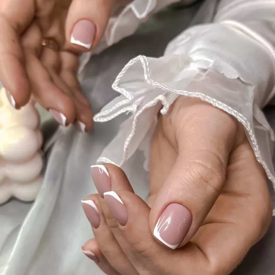 Салон красоты Eclipse nail lab в Ростове-на-Дону: Салон красоты, Макиаж, Маникюр, оформление бровей,