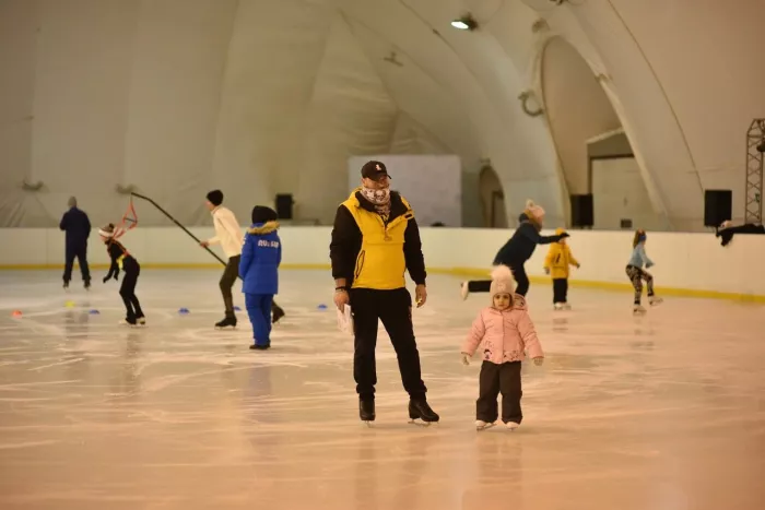 Каток "Ледоград"