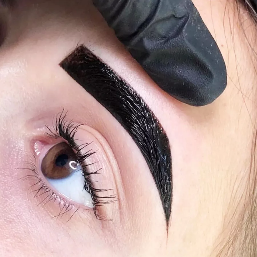 Студия Brow Bar в Ростове-на-Дону: Салон красоты, Наращивание ресниц, Татуаж, Коррекция бровей, Макиаж,