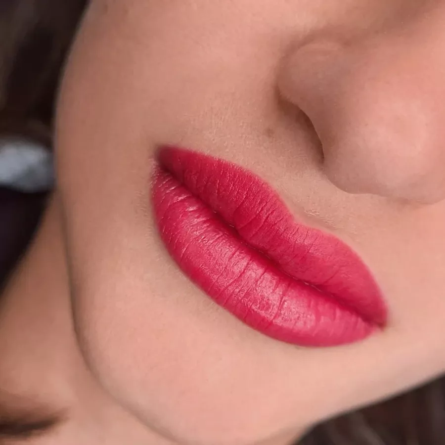 Студия Brow Bar в Ростове-на-Дону: Салон красоты, Наращивание ресниц, Татуаж, Коррекция бровей, Макиаж,