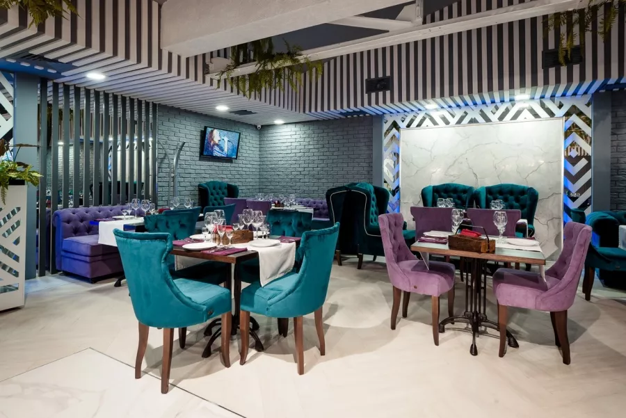 Культурно-развлекательный центр Максимус в Новороссийске: Боулинг, Бильярд, Караоке, Кафе, Хобби,