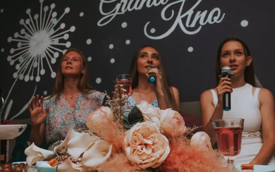 Антикинотеатр Grand Kino в Краснодаре: Караоке, Антикинотеатр,