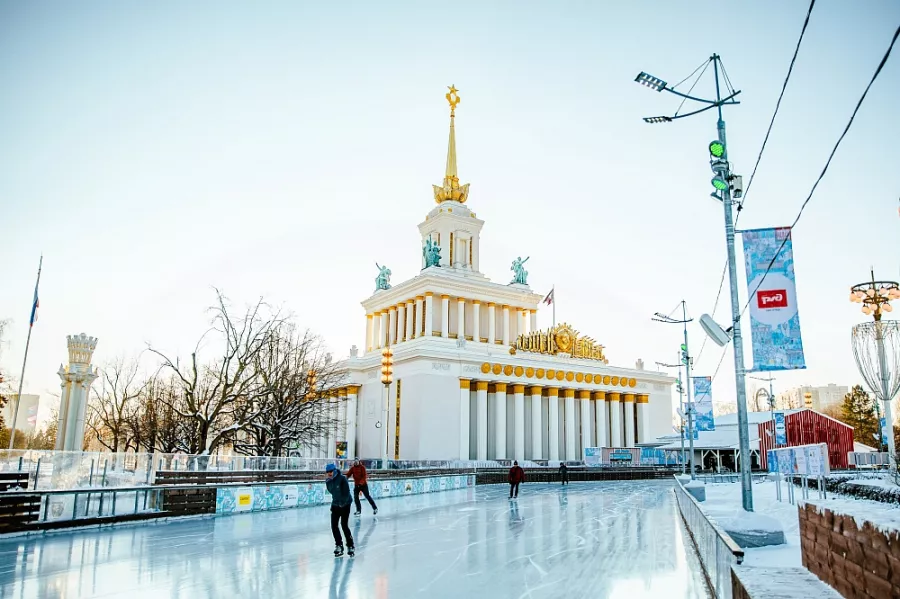 ТОТ САМЫЙ КАТОК На ВДНХ в Москве: Коньки, каток на ВДНХ, Ночной каток,